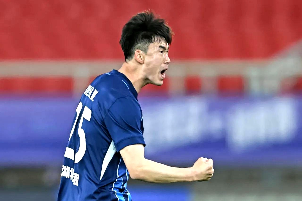 转折点!武汉三镇防线松动,法甲清晨攻防权衡,媒体盛赞,资深球员宣示担当(武汉市人民政府向武汉三镇队致贺信) 转折点!武汉三镇防线松动,法甲清晨攻防权衡,媒体盛赞,资深球员宣示担当(武汉市人民政府向武汉三镇队致贺信)